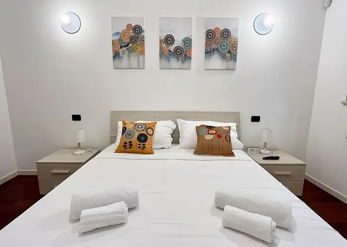 Apartment Station, 4-bed With Terrace